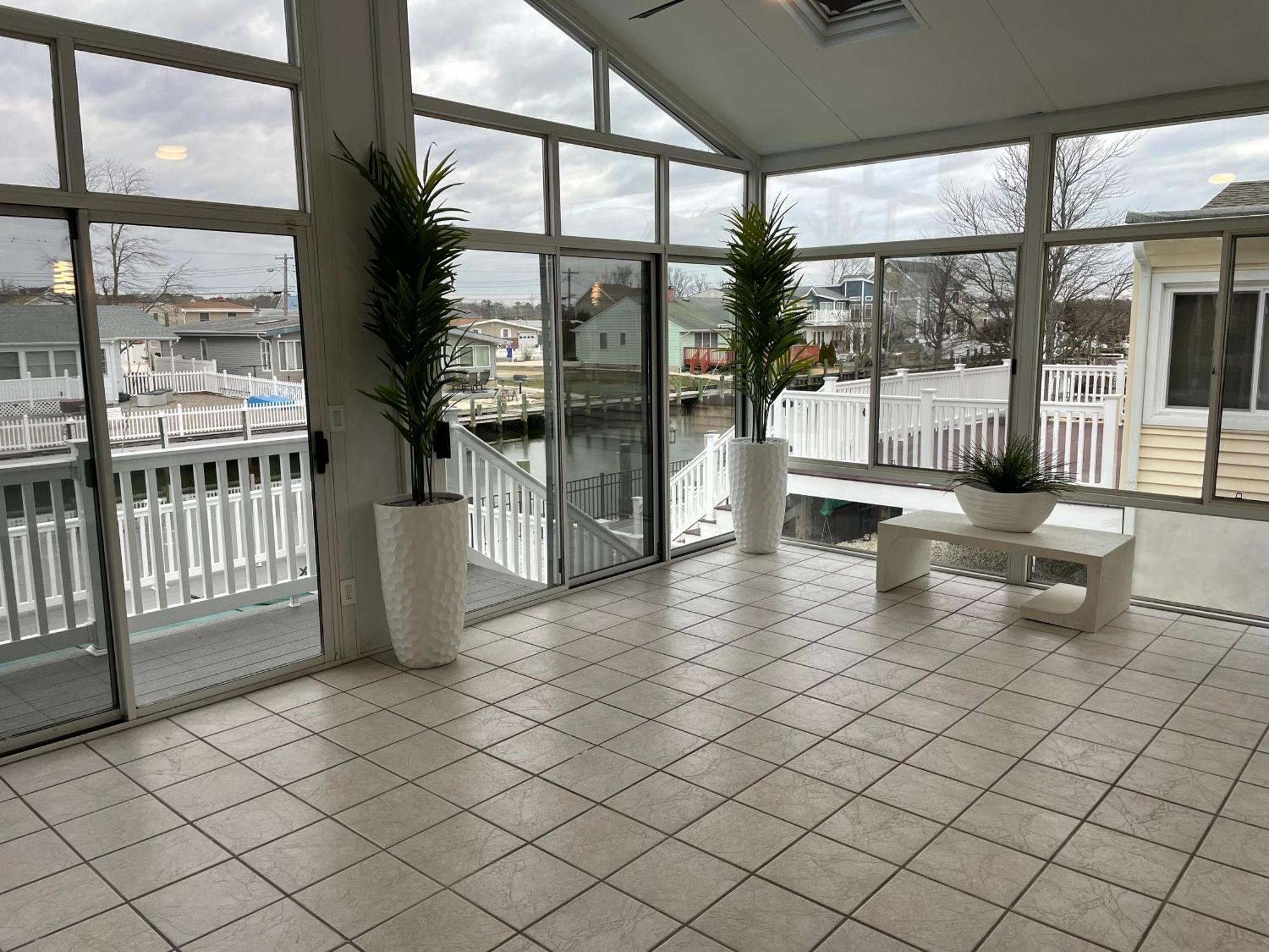 Waterfront Home In Brick With Swimming Pool Access Shore Acres Exterior photo